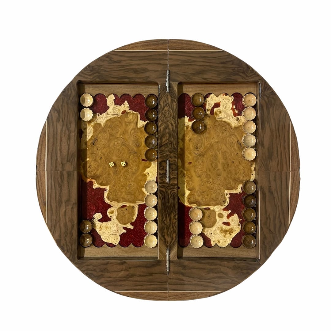 UKUFE8584 Walnut wood