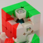 روبیک 3*3 یوکسین لیتل مجیک مگنت استیکرلس little M